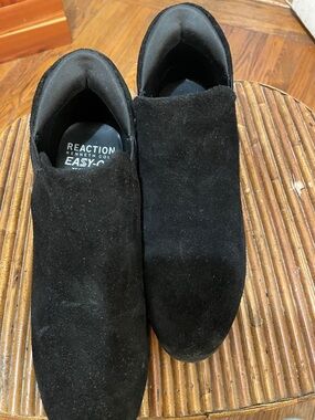 Kenneth Cole Reaction Black Suede Slip-On Loafers